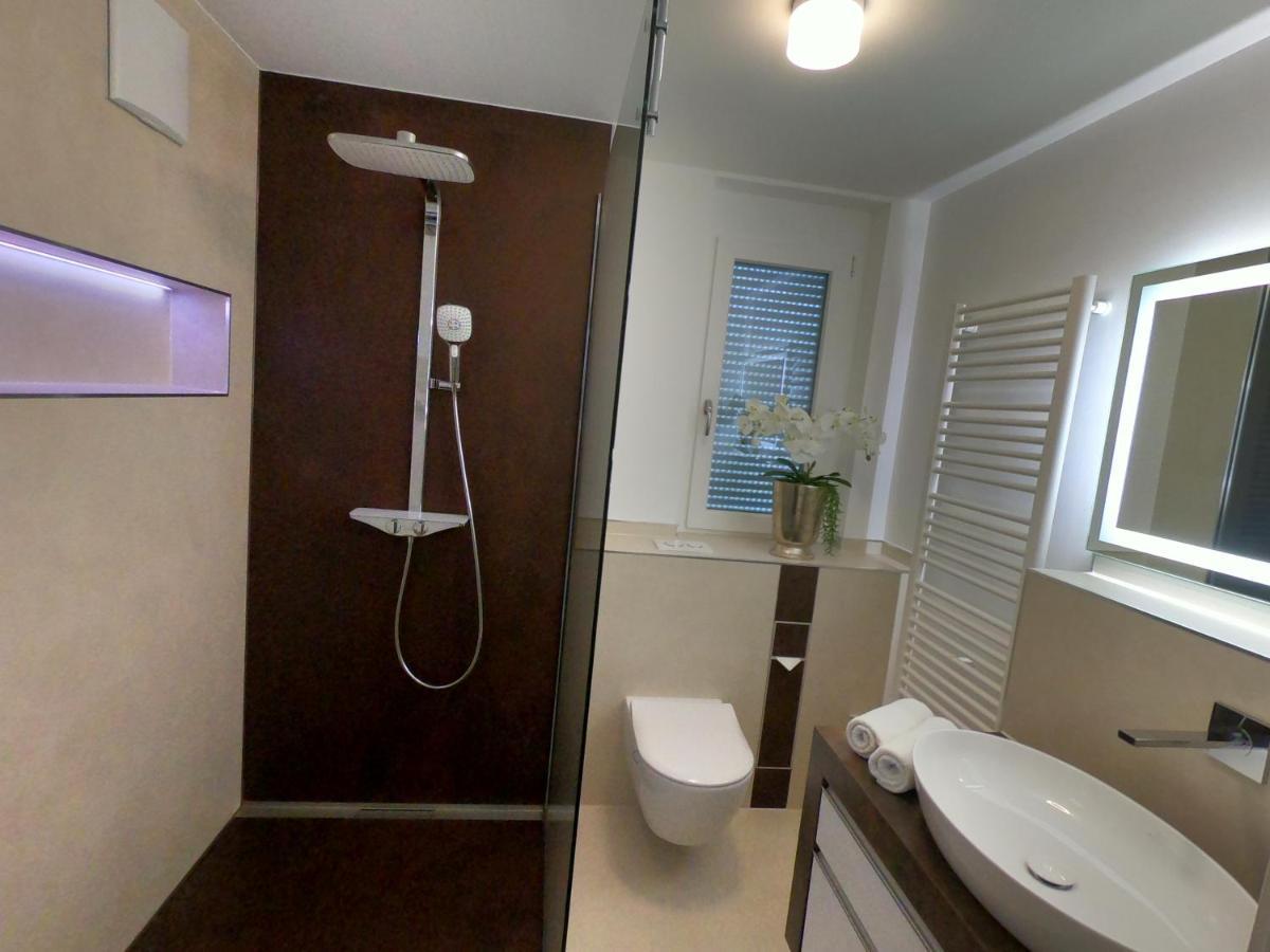 Antike & Modern Deluxe Apartment กุนซ์บวร์ก ภายนอก รูปภาพ